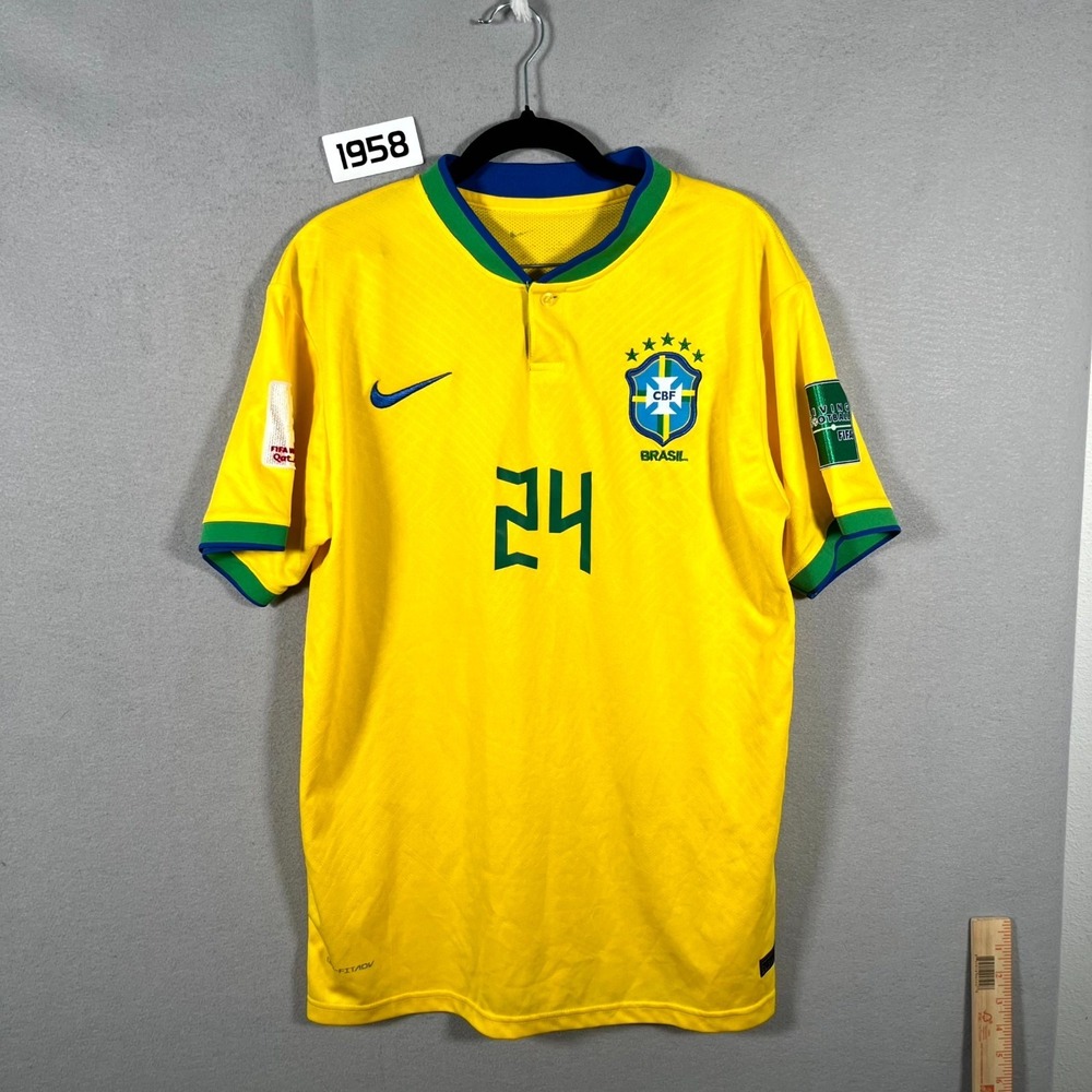 Brazil National Football Team MR. Loco 24 Jersey Mens Large‎ Yellow Green Nike